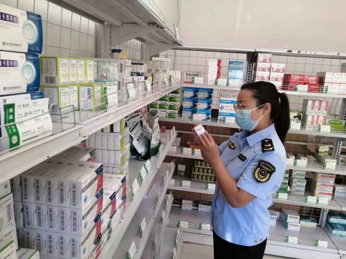 杨杉在圣泉医院检查1