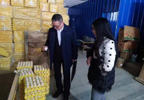 石泉农商银行:“特色产业贷”为 (1)