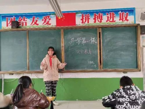 da29467414594361bc7ffd311bf3c640_noop