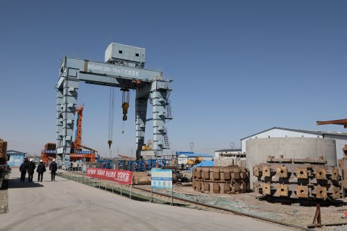 陕西延长石油可可盖煤矿中央风井场地 杜欣 摄