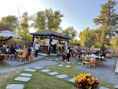 青云镇尤家湾村特色庭院成为市民夏日郊游好去处