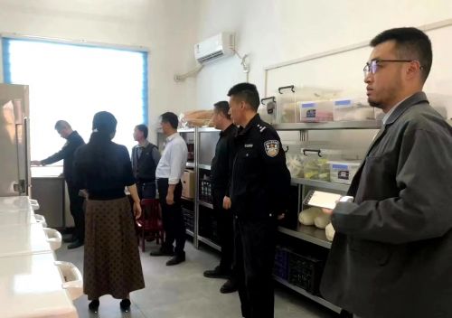 汉滨区吉河镇:“五不”举措,扎. (1)