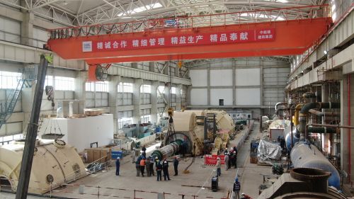 中国能建建筑集团常乐百万：3号机组发电机转子穿装一次成功