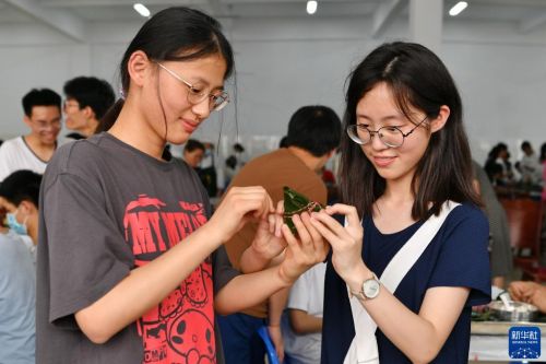 1129653644_16853450031771n