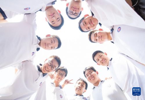 1129701112_16869320126321n